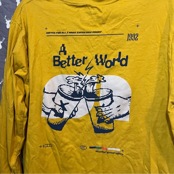 Dutch bros t-shirt - Picture 2 of 4